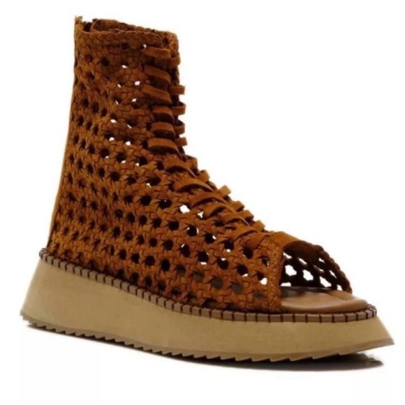 💫HP‼️💫 NIB FREE PEOPLE Luca Lace-up Sandal in Tan, Sizes 6.5 & 8 - Picture 3 of 12